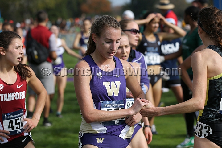 2016NCAAWestXC-178.JPG - during the NCAA West Regional cross country championships at Haggin Oaks Golf Course  in Sacramento, Calif. on Friday, Nov 11, 2016. (Spencer Allen/IOS via AP Images)